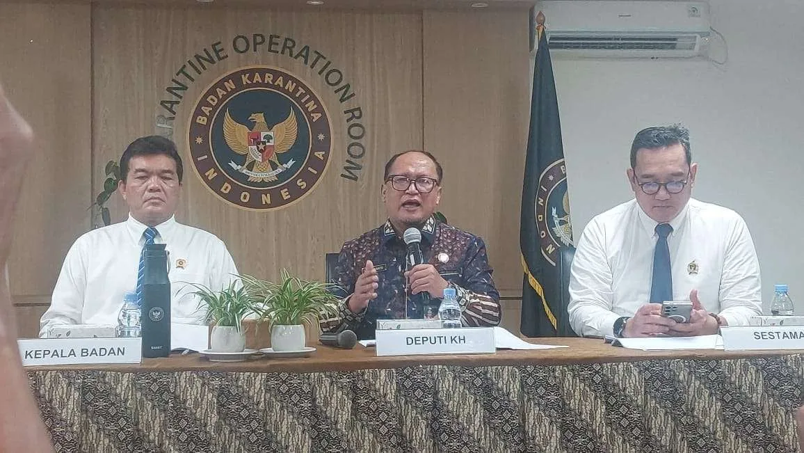 Badan Karantina Indonesia (Barantin) menggelar jumpa pers mengenai langkah pencegahan masuknya virus Peste des Petits Ruminants (PPR) di Indonesia, Kamis (15/1/2026).