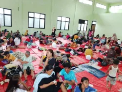 Kemensos Dirikan Dapur Umum dan Salurkan Bantuan untuk Korban Banjir di Kota Pekalongan