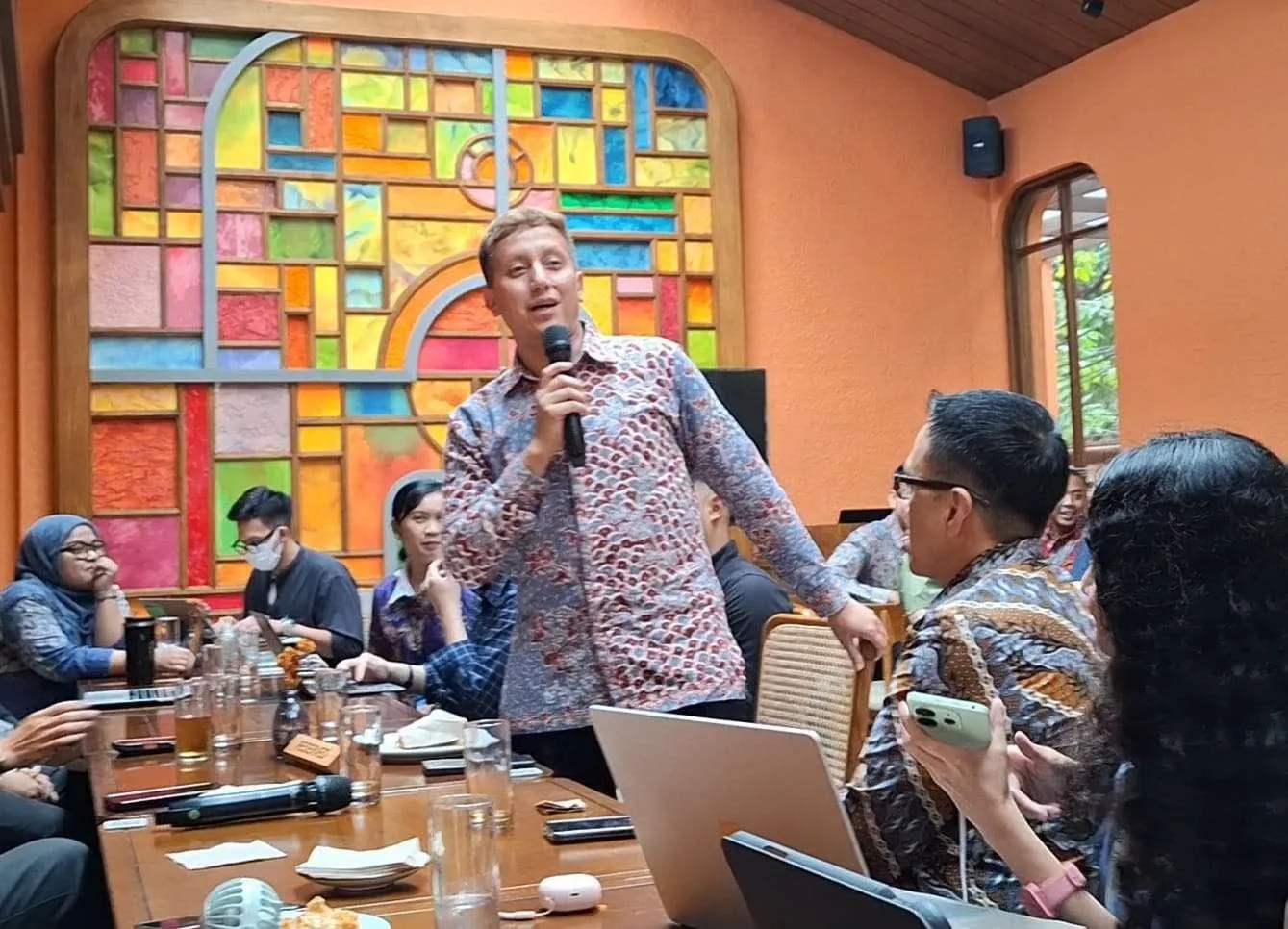 Juru Bicara II Kemlu RI, Nabyl Mulachela dalam pertemuan dengan awak media, Selasa, 10 Februari 2026, di Jakarta.
