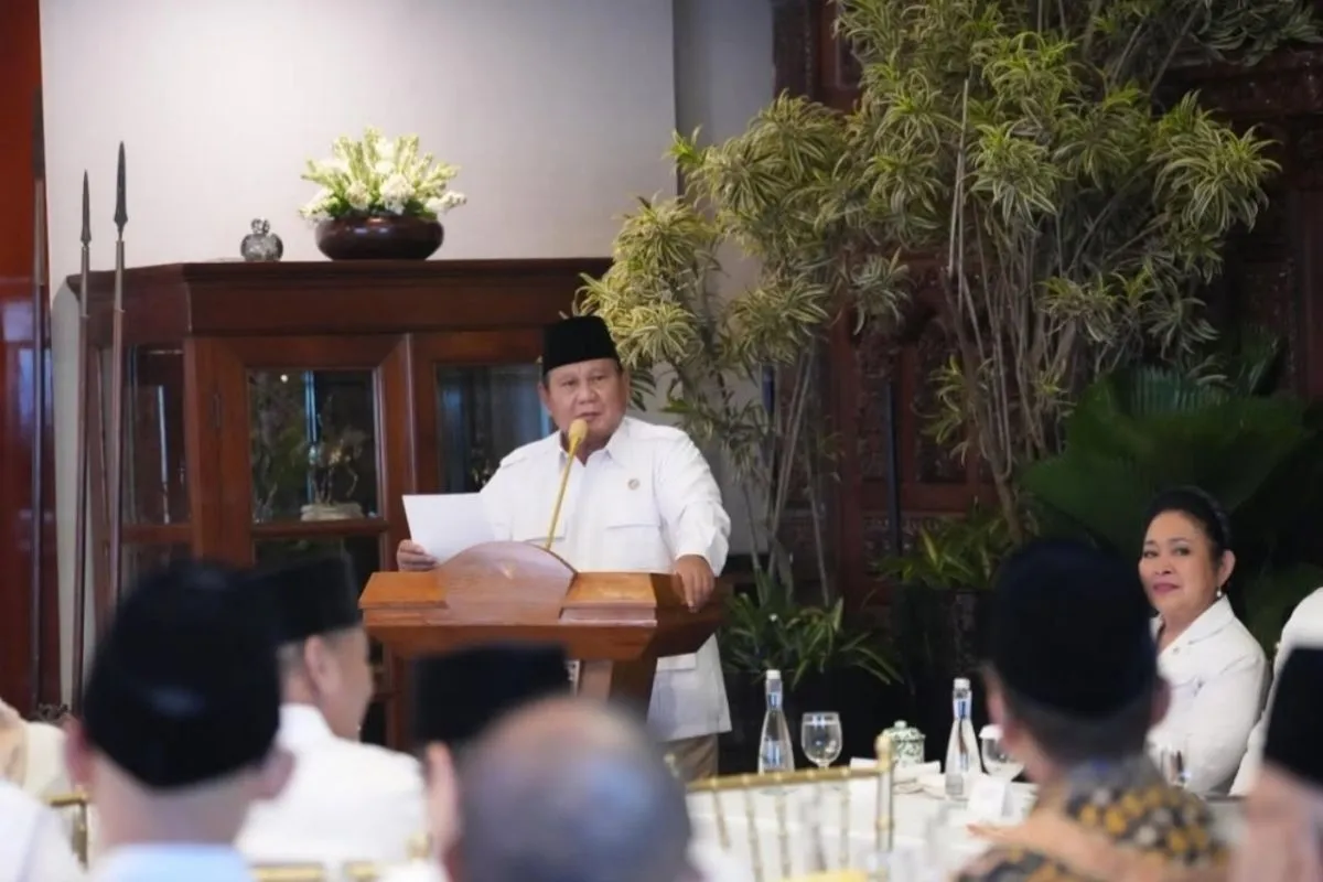 Ketua Umum Partai Gerindra Prabowo Subianto dalam perayaan HUT ke-18 Partai Gerindra yang digelar di kediaman Prabowo, Jalan Kertanegara IV, Jakarta, Jumat (6/2/2026).