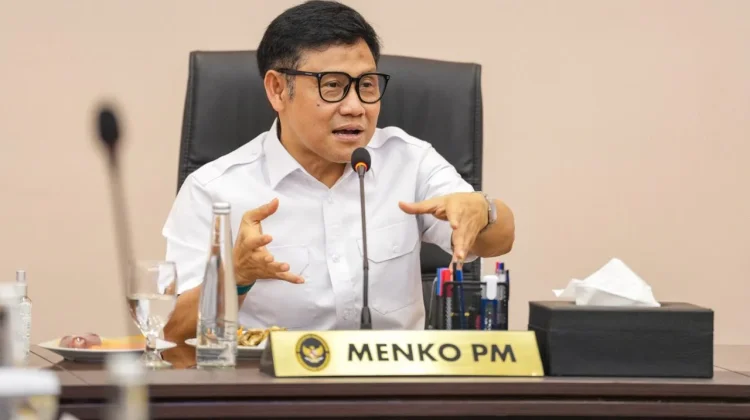 Menteri Koordinator Bidang Pemberdayaan Masyarakat (Menko PM) Muhaimin Iskandar saat rapat bersama kementerian/lembaga di Jakarta.