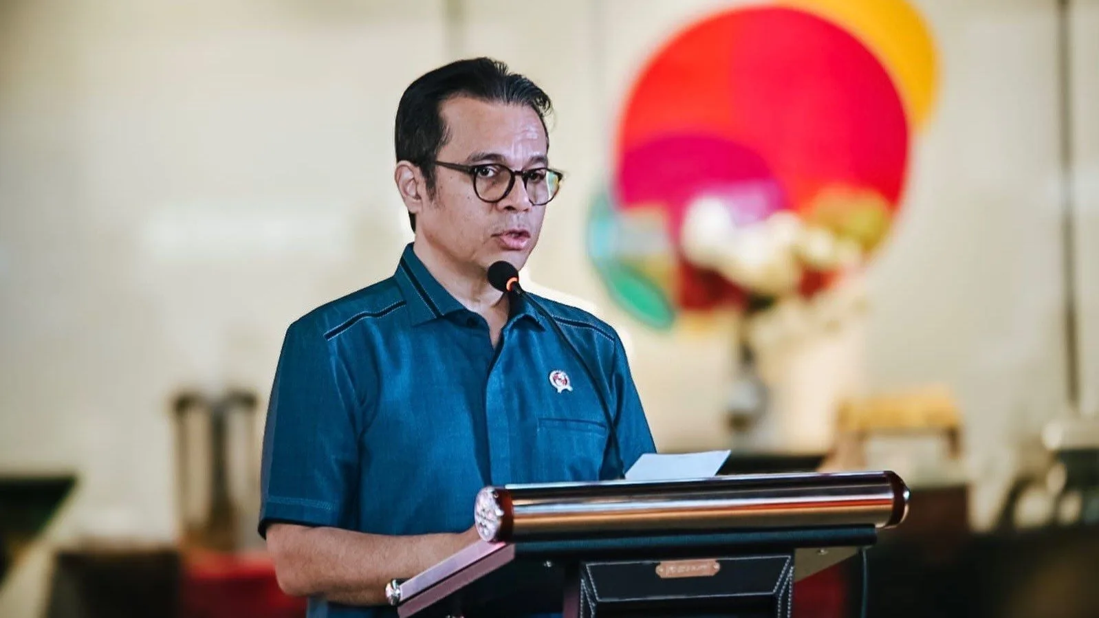 Wakil Menteri Komunikasi dan Digital (Wamenkomdigi), Nezar Patria dalam acara update fitur anti-spam dan anti-scam Indosat, Jakarta, Jumat, 6 Februari 2026.