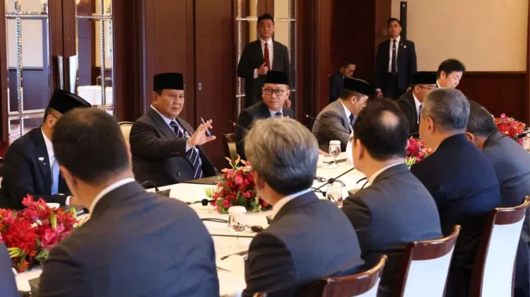Presiden Prabowo Subianto berbincang dengan belasan pimpinan perusahaan raksasa Jepang, dalam pertemuan di Tokyo, Selasa 31 Maret 2026.