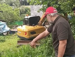 Diguyur Hujan Tiap Hari, Pasar Silo Sawahlunto Kerap Jadi “Danau” Pemko Keruk Saluran air