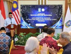 Delegasi UNIQSAAS Mengkaji Khazanah Intelektual dalam Manuskrip Kuno Pulau Penyengat.