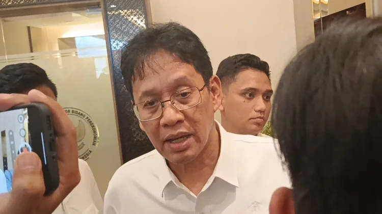 Menteri Keuangan, Purbaya Yudhi Sadewa, usai konferensi pers di Jakarta Senin, 6 April 2026