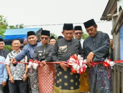 Resmikan Tambatan Perahu Teluk Umah, Gubernur Ansar Bertekad Sejahterakan Nelayan