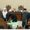 DPRD Sawahlunto Sahkan Pertanggungjawaban APBD 2025, Riyanda Tegaskan Komitmen Tata Kelola Transparan dan Akuntabel