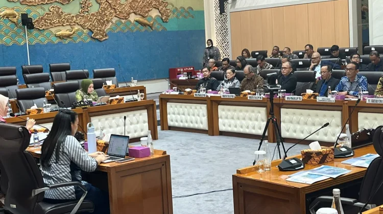 LPP RRI saat menghadiri Rapat Kerja dengan Komisi VII DPR RI di Gedung Nusantara I, Kompleks Parlemen Senayan, Jakarta, Kamis, 16 Juli 2026