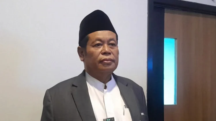 Wakil Ketua Umum MUI Marsudi Syuhud saat ditemui awak media usai konferensi pers di Kantor MUI Pusat, Jakarta, Selasa, 21 Juli 2026.