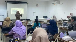Dosen UMRAH  bersama MGMP Matematika SMA Kabupaten Bintan Gelar Workshop Penguatan Numerasi Berbasis Konteks Wilayah Pesisir