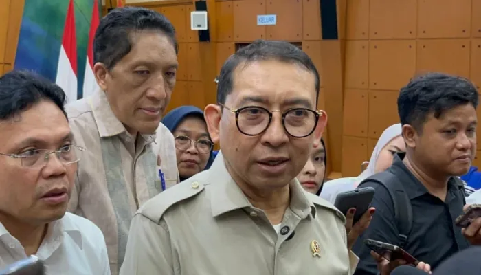 Menteri Kebudayaan, Fadli Zon saat peluncuran buku 'Sejarah Indonesia: Dinamika Kebangsaan dalam Arus Global' di Kementerian Pendidikan Dasar dan Menengah, Jakarta Pusat, Senin, 31 Agustus 2026