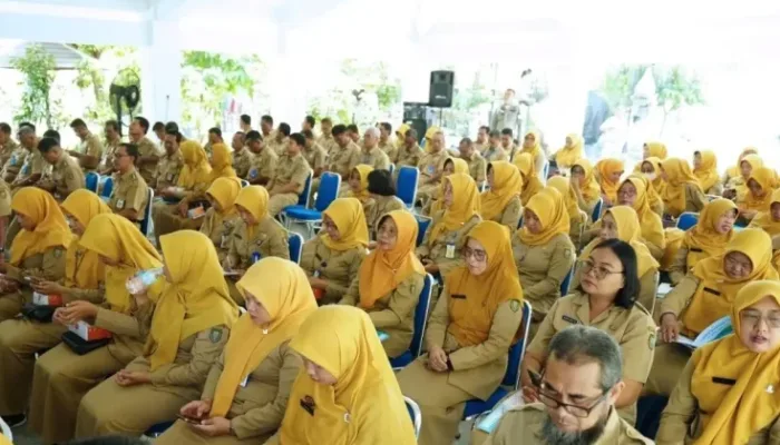 Ilustrasi - Para aparatur sipil negara (ASN) di lingkungan Pemerintah Kota Madiun, Jatim