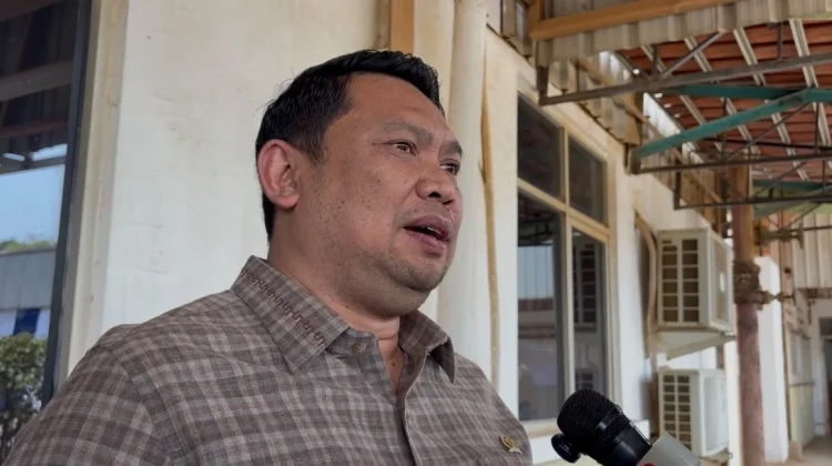 Anggota Komisi VII DPR RI Banyu Biru Djarot usai kunjungan kerja spesifik Komisi VII DPR RI ke PT M-Class Industry, Karawang, Jawa Barat, Jumat, 18 September 2026