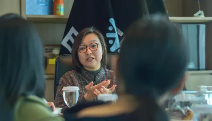 Wakil Menteri Ekonomi Kreatif (Wamen Ekraf) Irene Umar saat menerima audiensi penyelenggara Indonesia Comic Con (ICC) di Kantor Kementerian Ekonomi Kreatif, Jakarta, Selasa, 8 September 2026