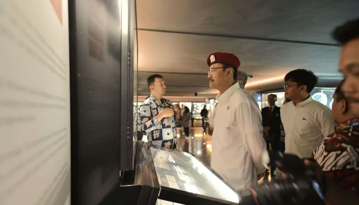 Menteri Sosial (Mensos), Saifullah Yusuf memimpin Rapat Dinas bersama jajaran Kementerian Sosial di Jakarta, Kamis 17 September 2026