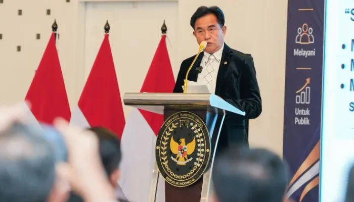 Menteri Koordinator Bidang Hukum, HAM, Imigrasi dan Pemasyarakatan (Menko Kumham Imipas) Yusril Ihza Mahendra saat memberikan sambutan dalam Peluncuran website dan aplikasi PPID Kemenko Kumham Imipas di Jakarta Selatan, Selasa, 8 September 2026.