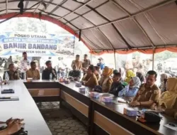 Wujud Solidaritas, Pemko Sawahlunto Serahkan Bantuan Rp100 Juta untuk Korban Galodo