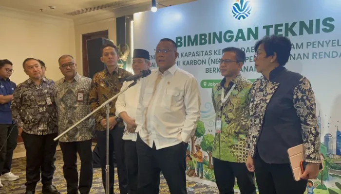Menteri Lingkungan Hidup Jumhur Hidayat saat ditemui di Jakarta, Selasa, 13 Oktober 2026 (dok : Tangkapan Layar)